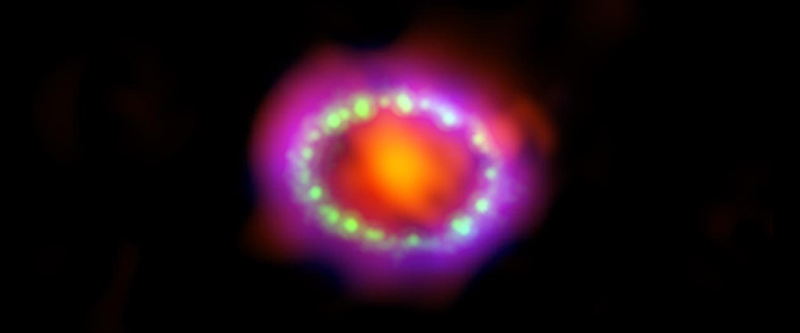 Peering into the heart of a supernova, ALMA maps a huge cloud of dust 